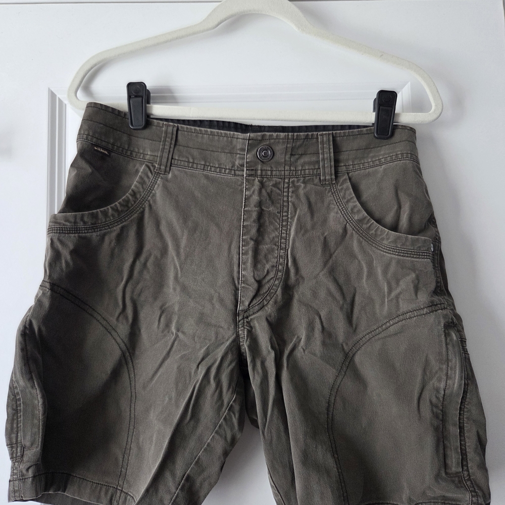 Kuhl Men's Cargo Shorts in Olive
